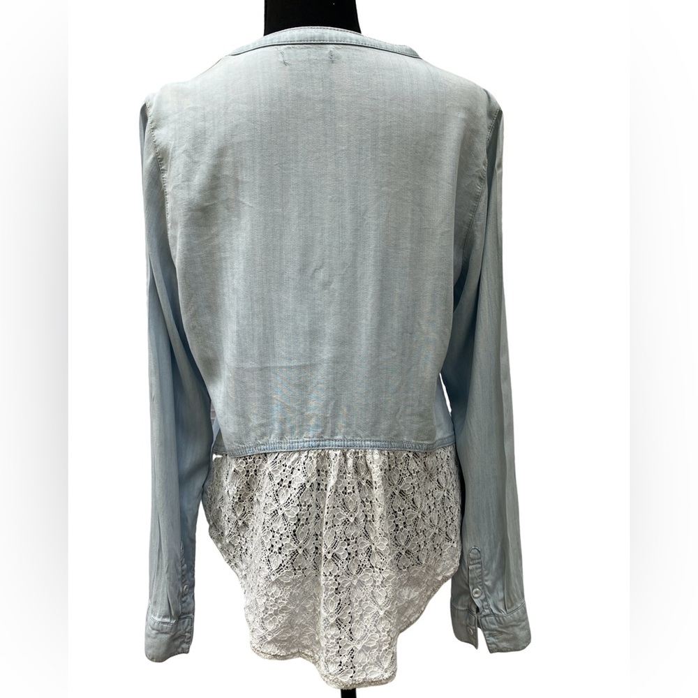 Light Washed Long Sleeve  V Neck Button Chambray Shirt Medium By- Maurices